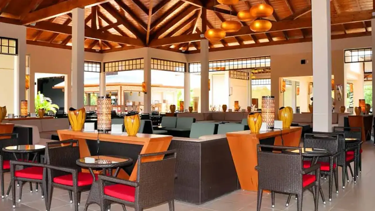 Playa Paraiso Resort & Suite