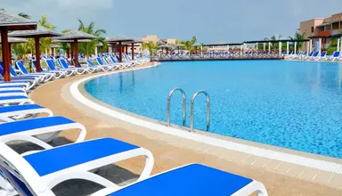 Playa Paraiso Resort & Suite