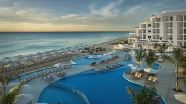 Playacar Palace