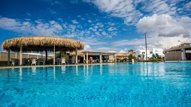 Plaza Beach (Plaka)