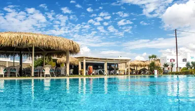 Plaza Beach (Plaka)