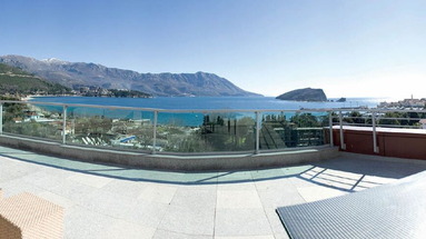 Plaza (Budva)