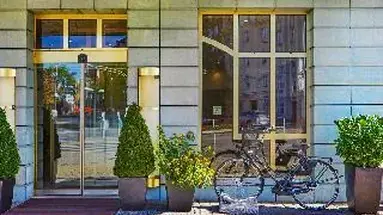 Plaza Prague