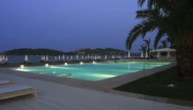 Plaza Resort