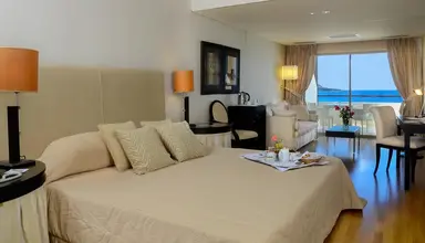 Plaza Resort