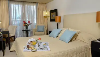 Plaza Resort