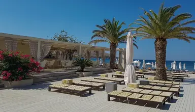 Plaza Resort