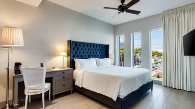 Plymouth Miami Beach