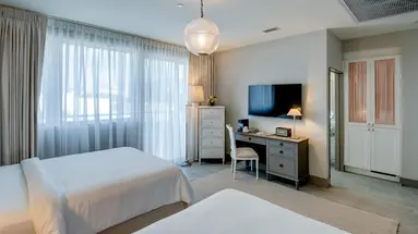 Plymouth Miami Beach