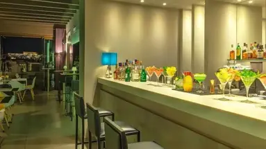 Polis Grand