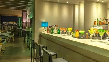 Polis Grand