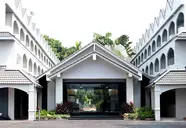 Pooh​ Beach​ ​Resort​ & Spa