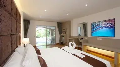 Pooh Beach Resort & Spa