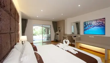 Pooh Beach Resort & Spa