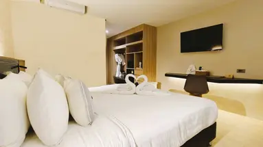 Pooh Beach Resort & Spa