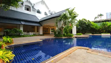 Pooh​ Beach​ ​Resort​ & Spa