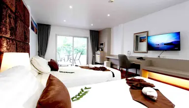 Pooh Beach Resort & Spa