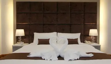 Pooh Beach Resort & Spa
