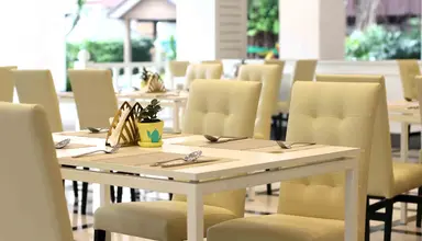 Pooh Beach Resort & Spa