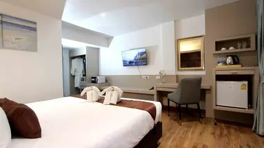 Pooh Beach Resort & Spa