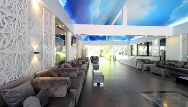 Pooh Beach Resort & Spa