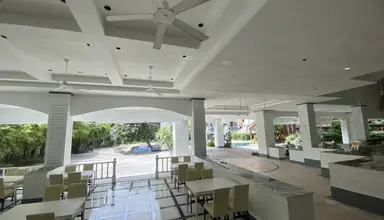 Pooh Beach Resort & Spa