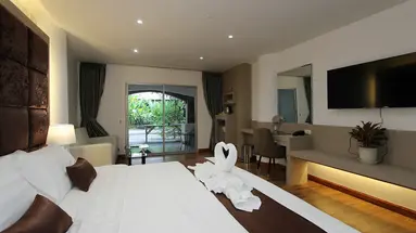 Pooh Beach Resort & Spa