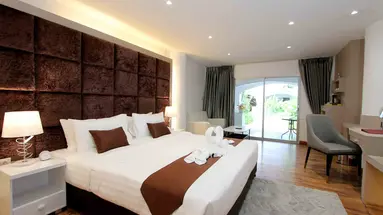 Pooh Beach Resort & Spa