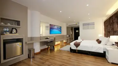 Pooh Beach Resort & Spa