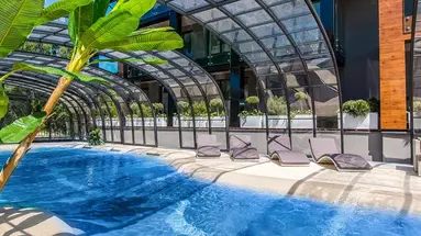 Port 21 Pura Pool & Design