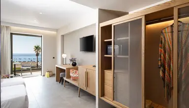 Portes Lithos Luxury Resort