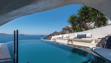 Porto Fira Suites
