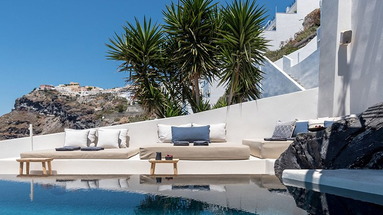 Porto Fira Suites