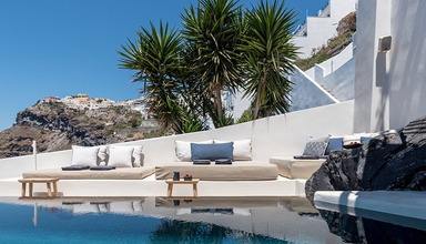 Porto Fira Suites