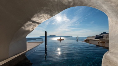 Porto Fira Suites