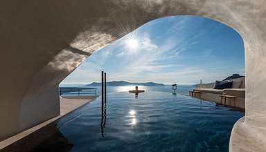Porto Fira Suites