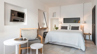 Porto Fira Suites