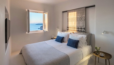 Porto Fira Suites