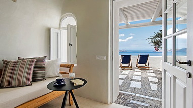 Porto Fira Suites