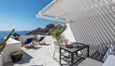 Porto Fira Suites