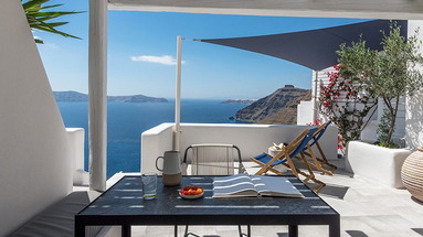 Porto Fira Suites