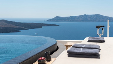 Porto Fira Suites