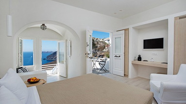 Porto Fira Suites