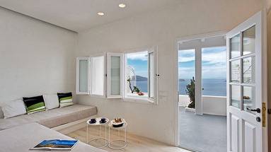 Porto Fira Suites