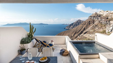 Porto Fira Suites