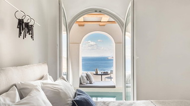 Porto Fira Suites
