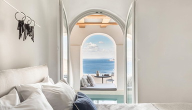 Porto Fira Suites