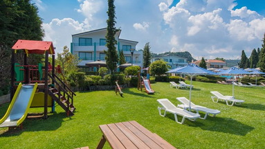 Poseidon Palace (Kaminia)