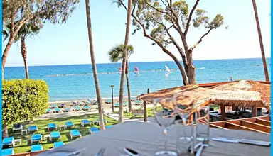 Poseidonia Beach
