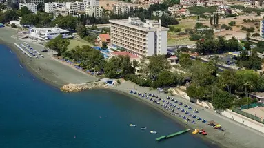 Poseidonia Beach